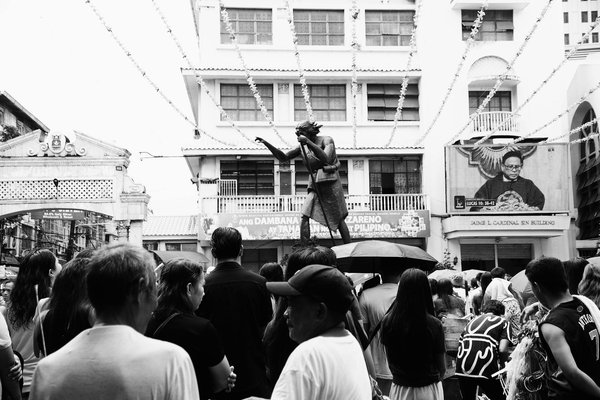 Zoom sur les best-sellers indépendants : comment réussir sans une grande maison d'édition ?